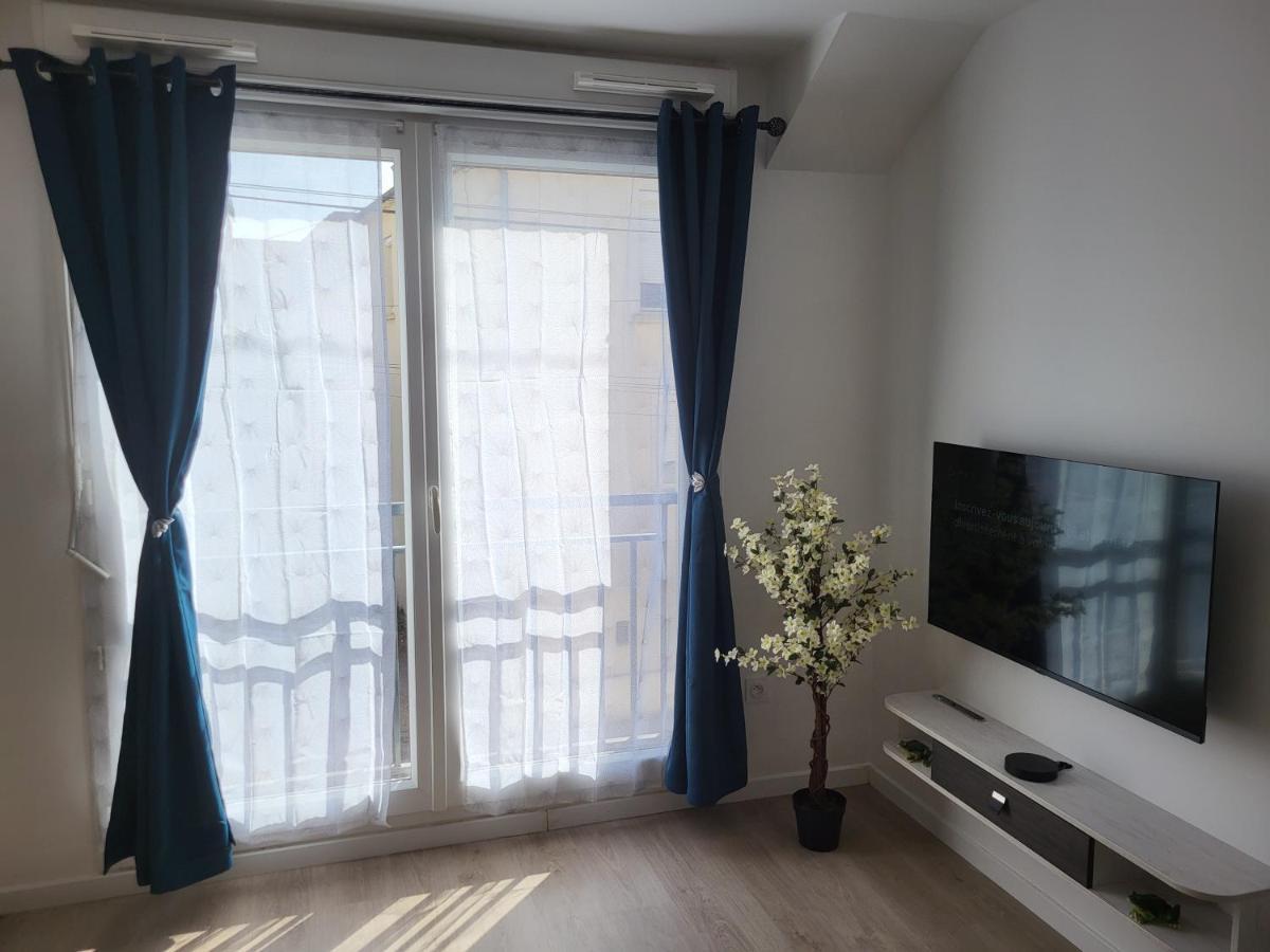 Studio Cosy A 5 Minutes De Disneyland Paris Chalifert Exterior photo
